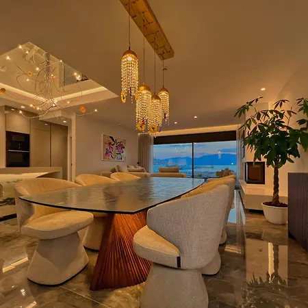 Apartment Fos Luxury With View Of *